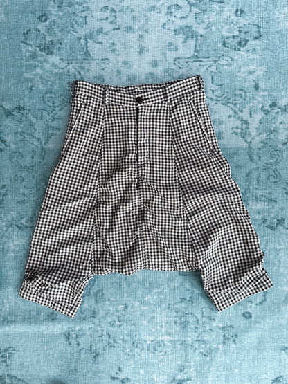 COMME DES GARÇONS GIRL drop-crotch checkered shorts