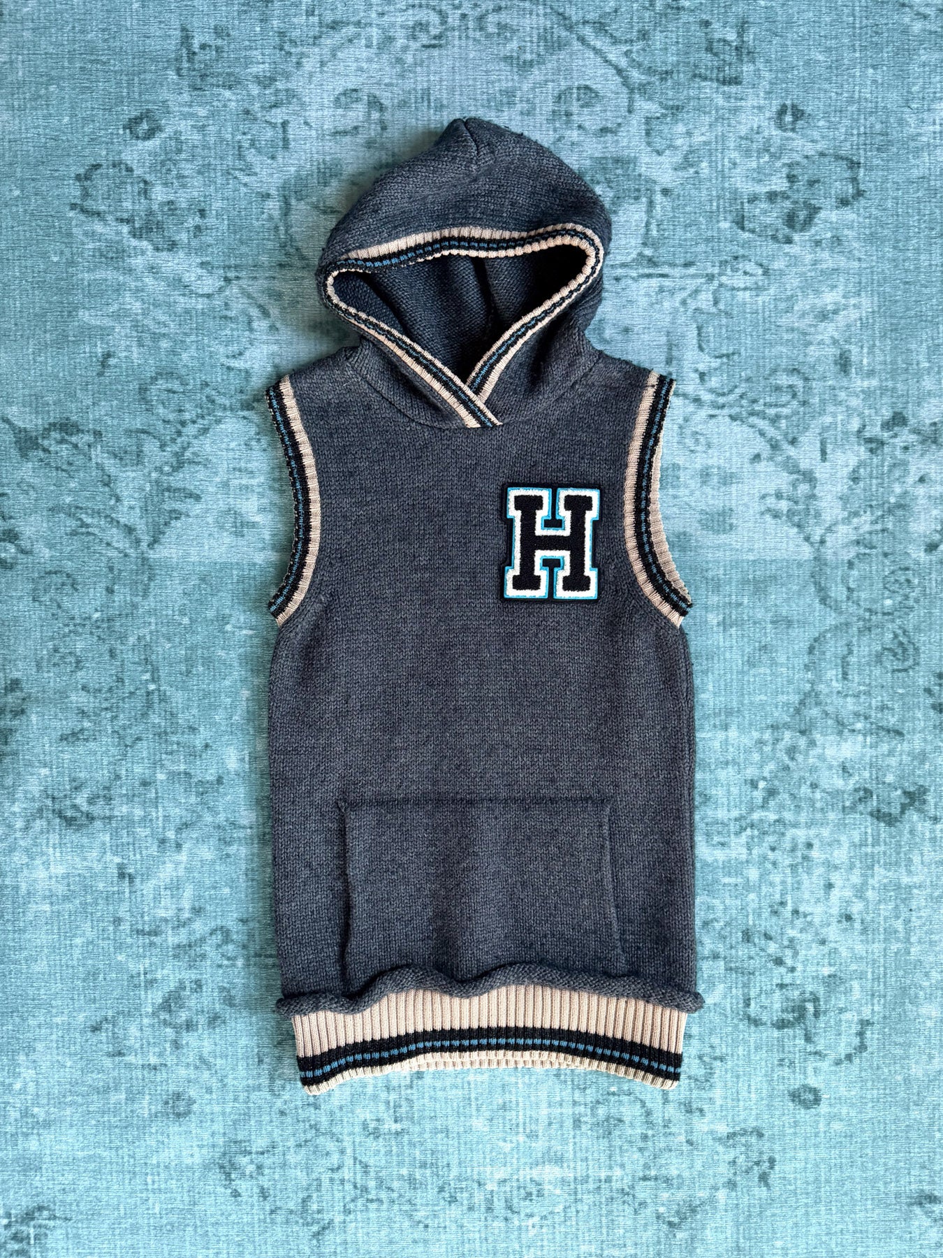 HYSTERIC GLAMOUR "for ages 5 and over" knit varsity hooded vest